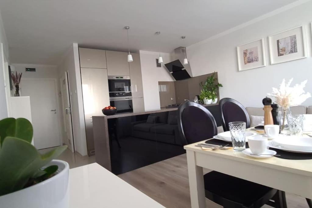 Apartament Uroczy, Jasny Apartament Oraz Bezplatny Parking! Kraków Zewnętrze zdjęcie